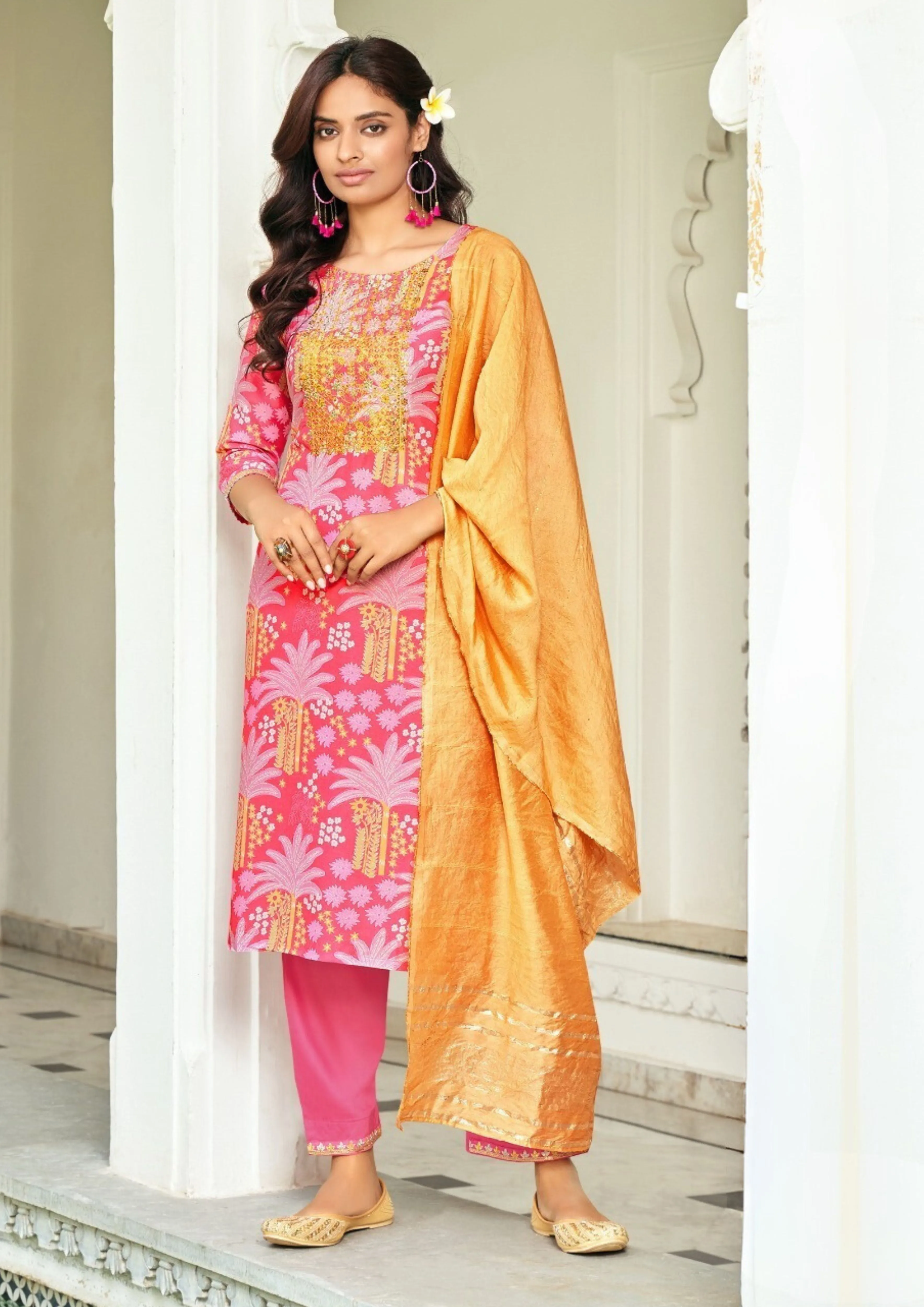 Gorgeous Pink Color Straight Kurthi With Pant And Fancy Jacquard Dupatta For Women