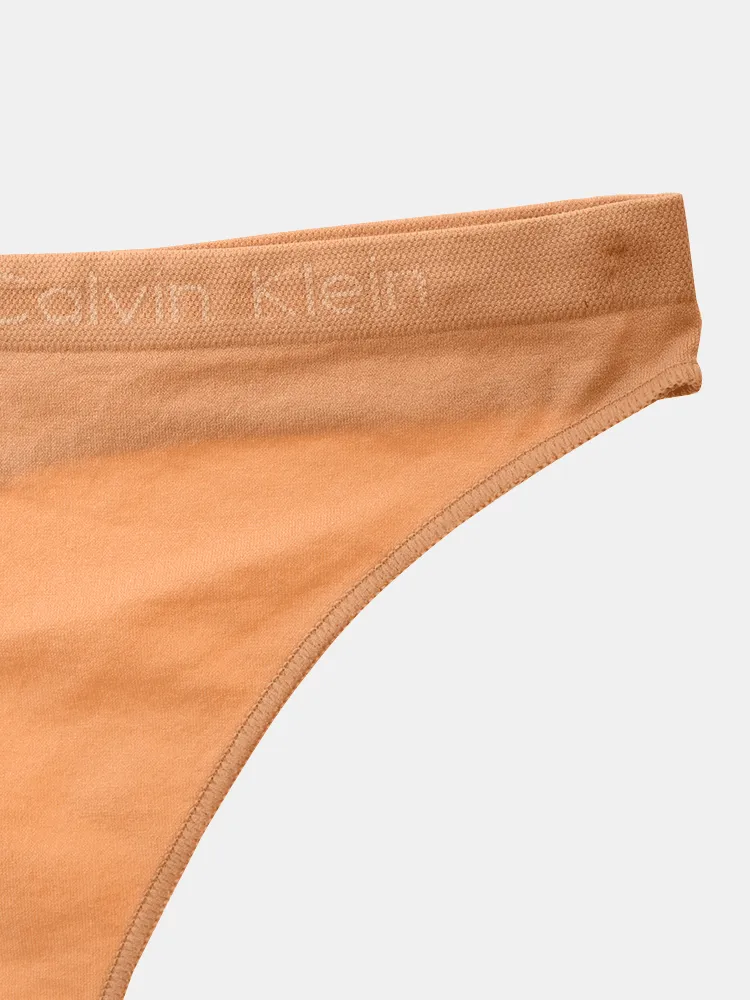 Calvin Klein Pure Seamless Thong - Bare