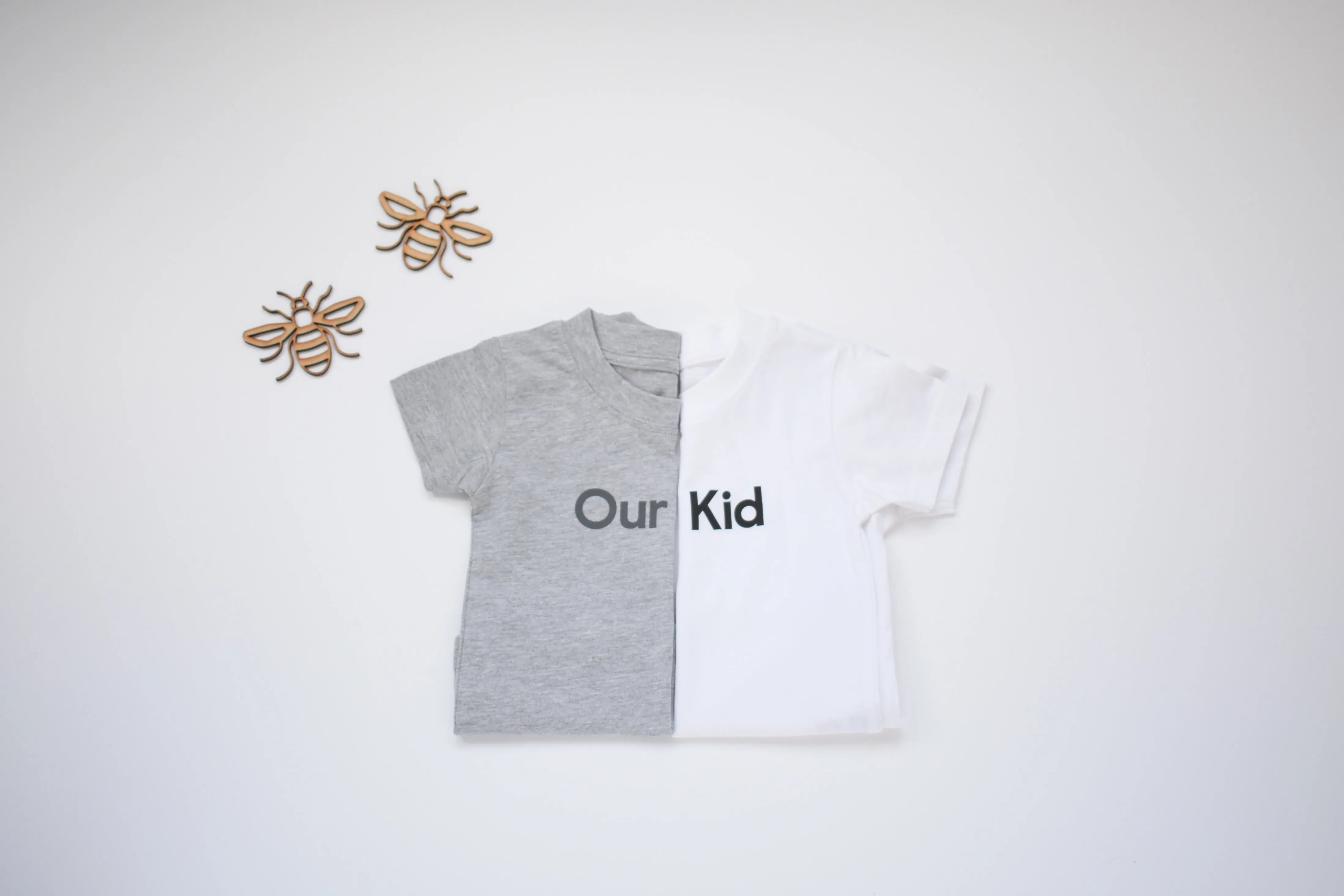 OUR KID T-SHIRT - Grey T-shirt with Anthtracite Slogan for Babies and Kids